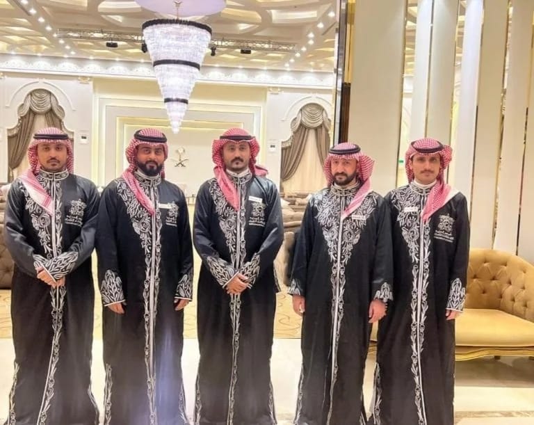 قهوجي وصبابين أفضل خدمات الضيافة والقهوة العربية للمناسبات